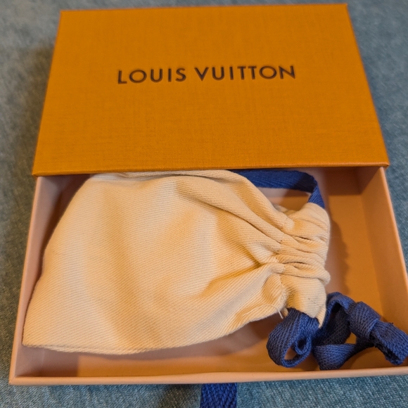 Louis Vuitton Spirit Nano leather bracelet-like new - Picture 11 of 13